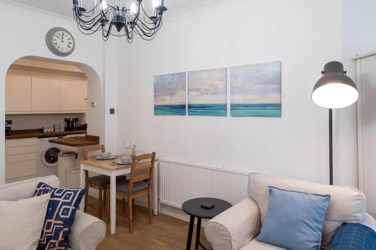 Stylish Apartment Close To The Sea Brighton Exterior photo